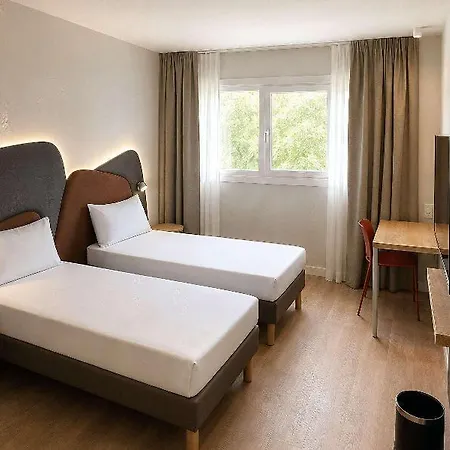 Hotel Ibis Styles Zumaia 3*
